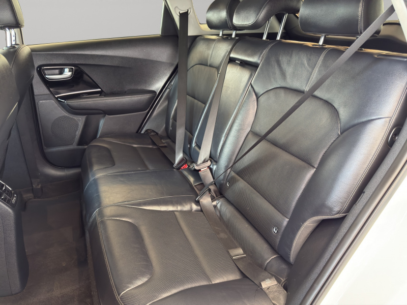 KIA Niro  5 pts. EX, HEV, TA, a/ac. Aut., piel, QC, f. led, RA-18 (línea anterior) 2019